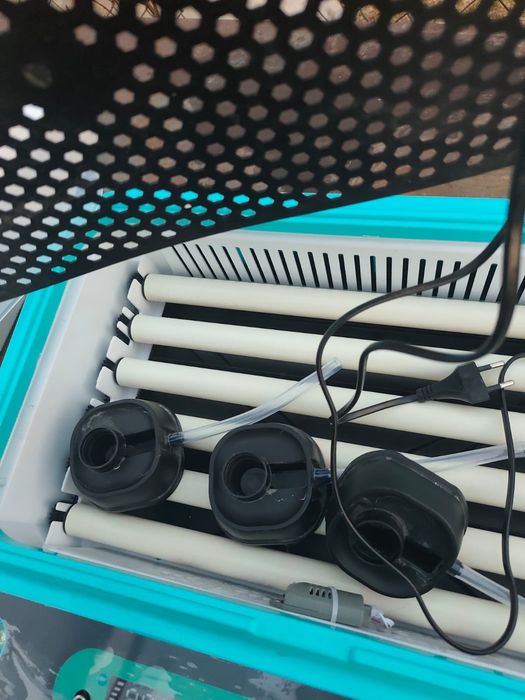 Продам инкубатор