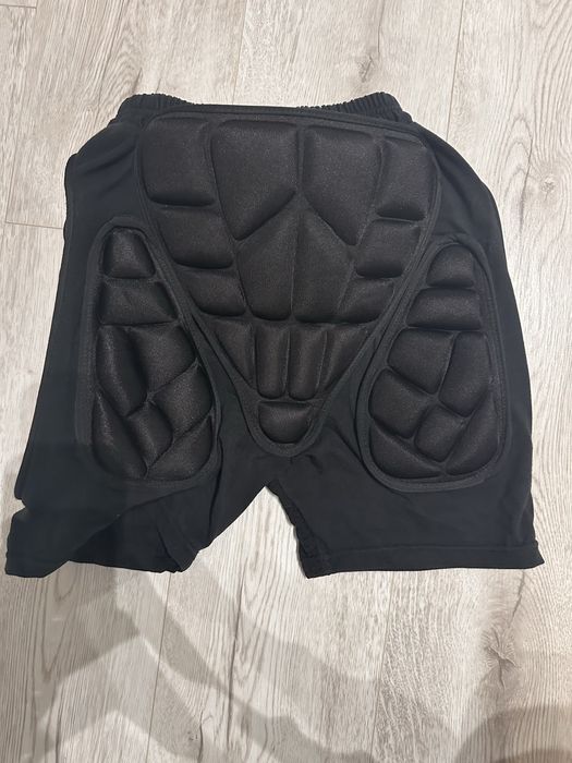 Протектор ски/сноуборд TRESPASS състояние 10/10