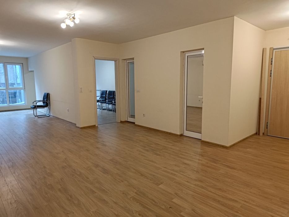 Дава се под наем Офис в София, Гео Милев - 90 кв.м за 747.66 € - Снимка #2