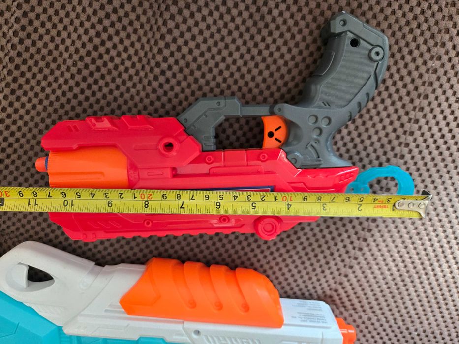 Водна пушка, Нърф , каска ,  всичко за 10 лв