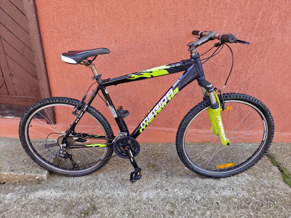 Bicicleta mountain bike