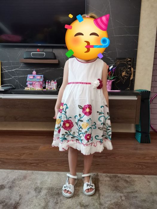 Платье на 4-5 лет