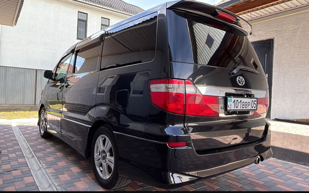 Альфард 2004 года