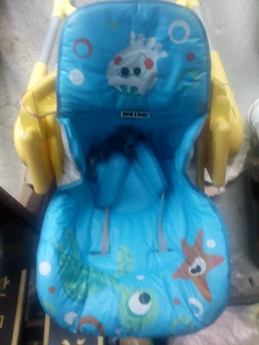 Стол за хранене за дете