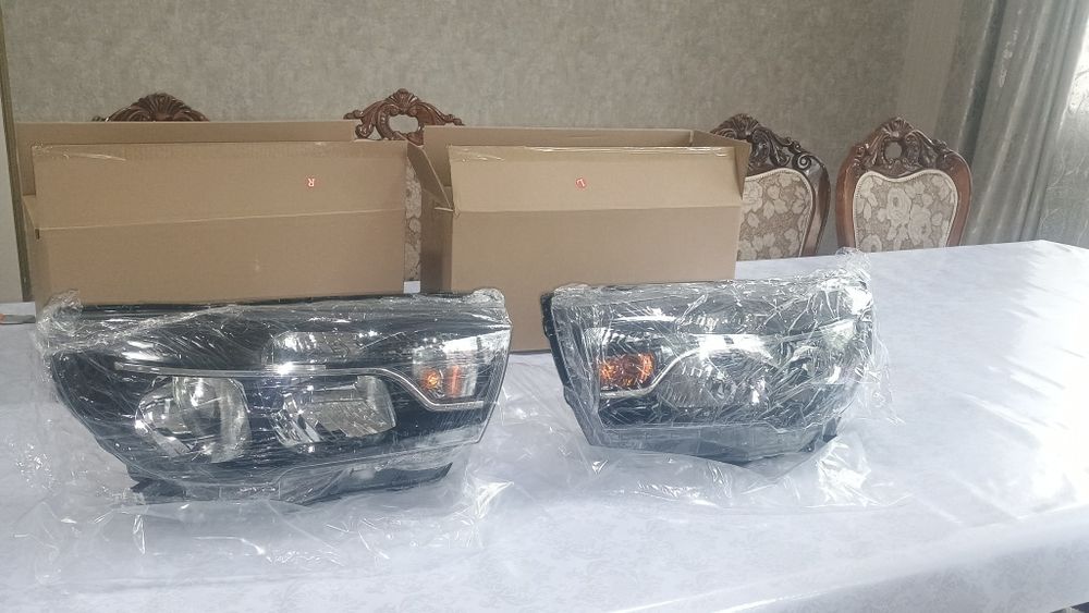 Фара для автомобилей Лада Веста комплект