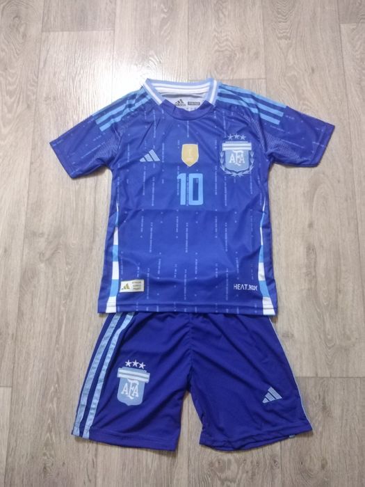 Меси Аржентина син