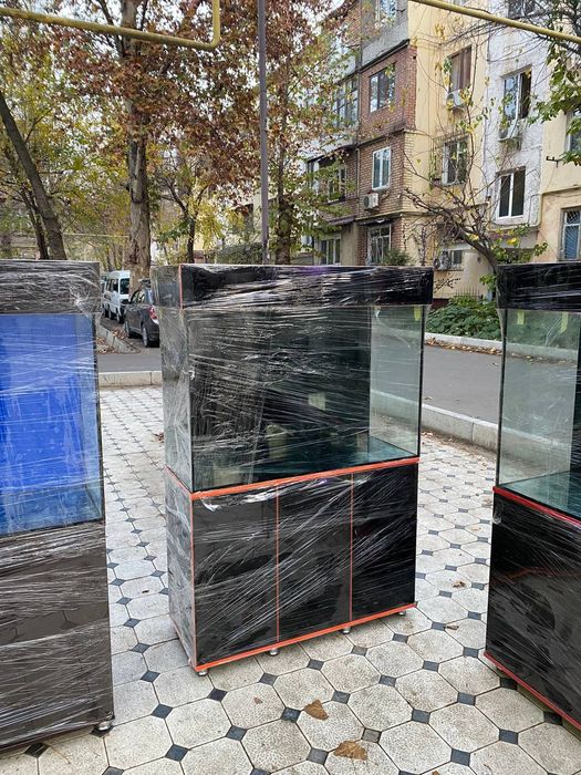 Аквариум с тумбой новый