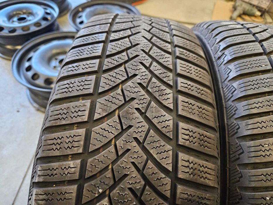 4 Anvelope IARNA 205.55.16 'Semperit' ; stare foarte buna