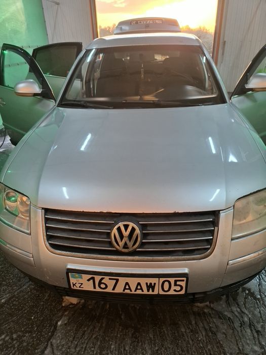 Продам машину Volkswagen Passat механика