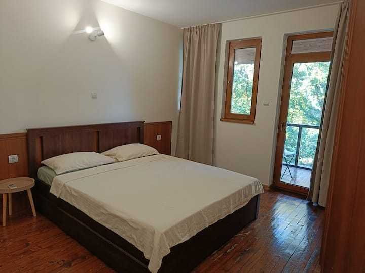 Дава се под наем Къща в Варна, Морска градина - 100 кв.м за 663 € - Снимка #7