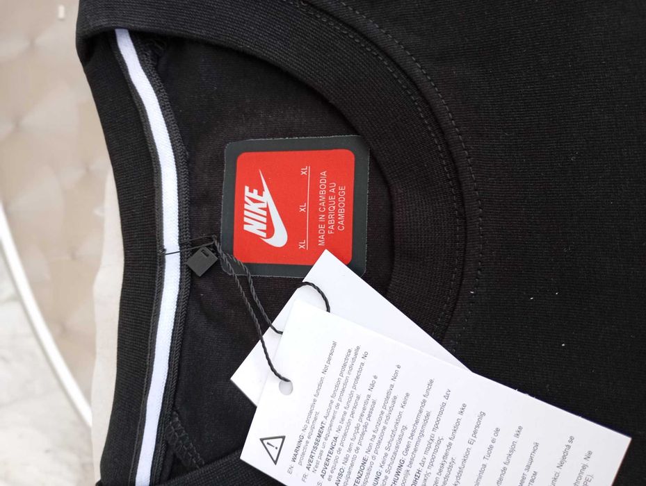 Nike Tech Fleece T-shirt & Short Промо комплект