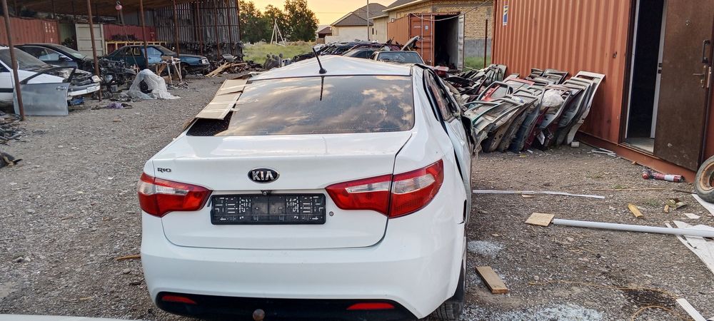 Kia Rio 2014 года механика 1.6