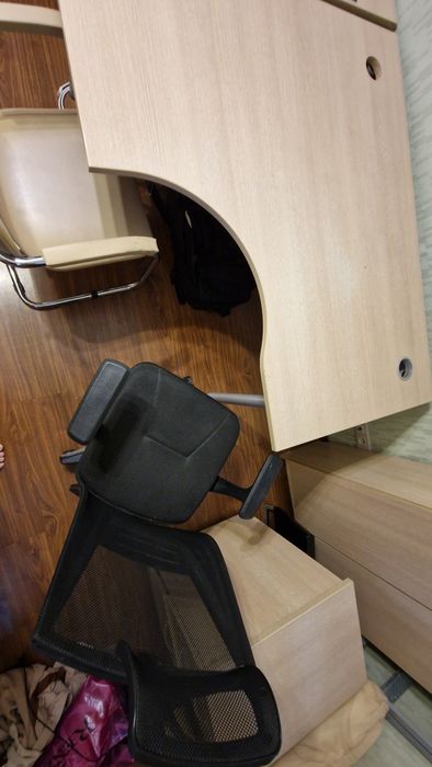 Офисная мебель комплект солидный