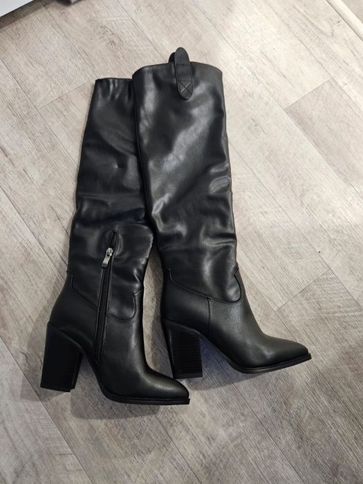 Продам новые САПОГИ