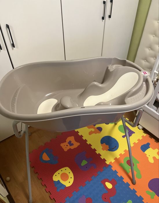 Вана със стойка OK Baby