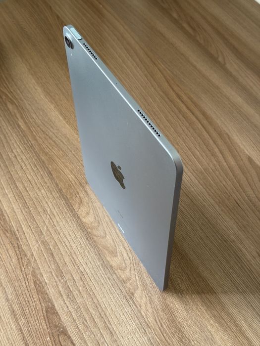 iPad Air 4 64GB СРОЧНО!