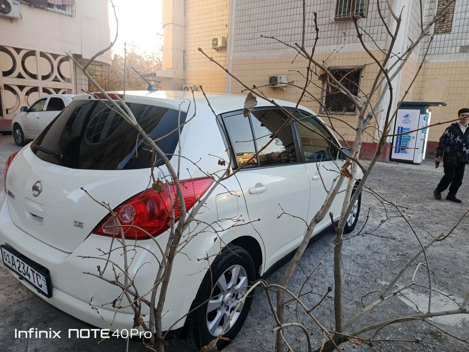 Nissan tiida  сотилади!!! Арендагаям берилади!!!
