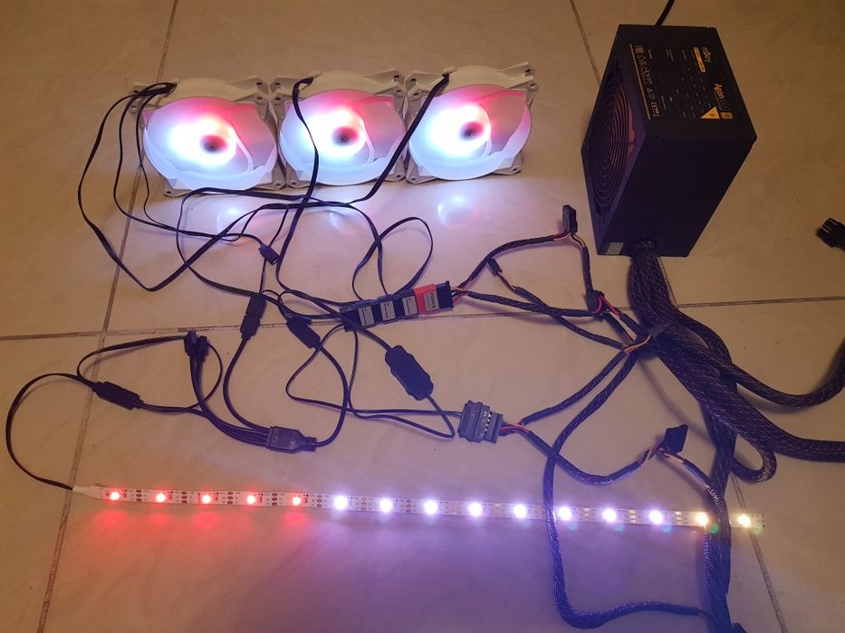 Benzi led pentru PC, controlere pt benzi cu leduri ventilatoare cu led
