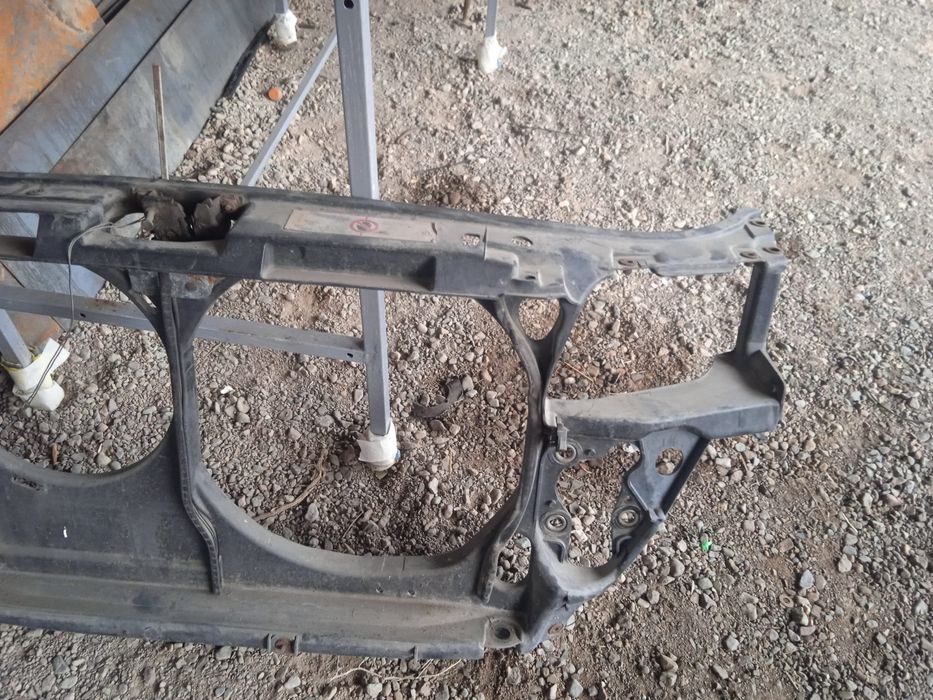 продам телевизор от Ауди А4