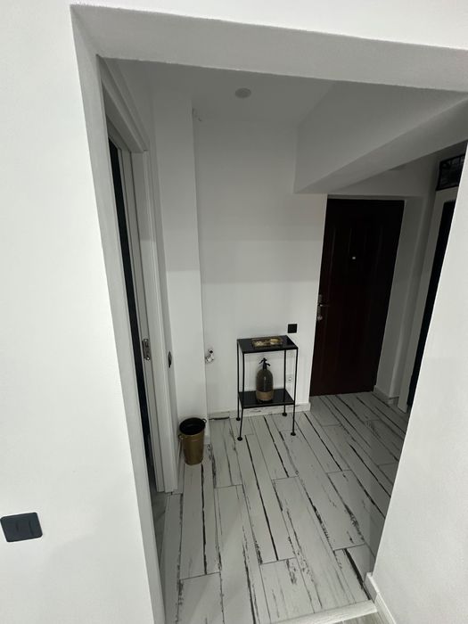 Se vinde garsonieră modernă, complet renovată de la 0, situată într-o zonă foarte liniștită din Blaj – Câmpia Libertății (G3, etaj 1)