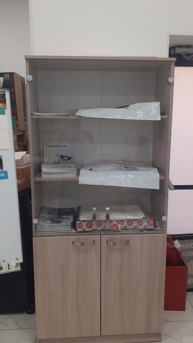 Офисная мебель продается