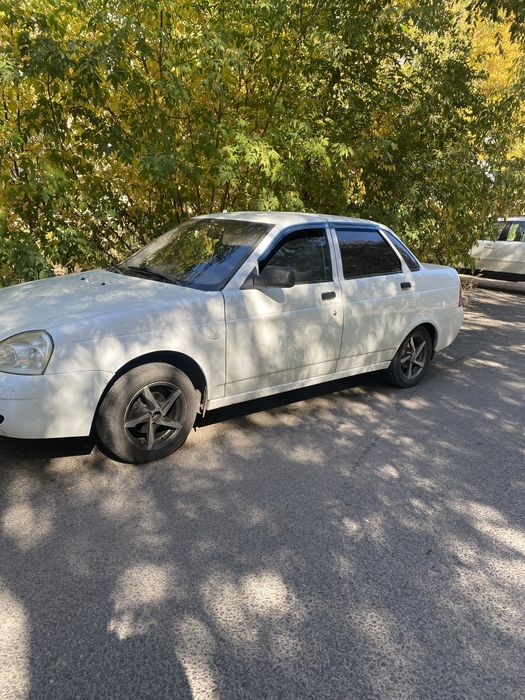 Приора седан