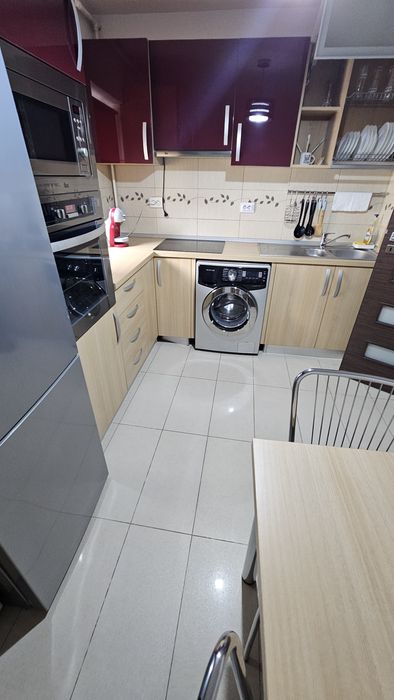 Apartament 2 camere, vis-a-vis de Ienachita Văcărescu