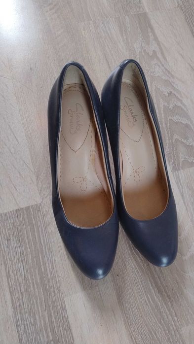 Pantofi dama marca Clarks