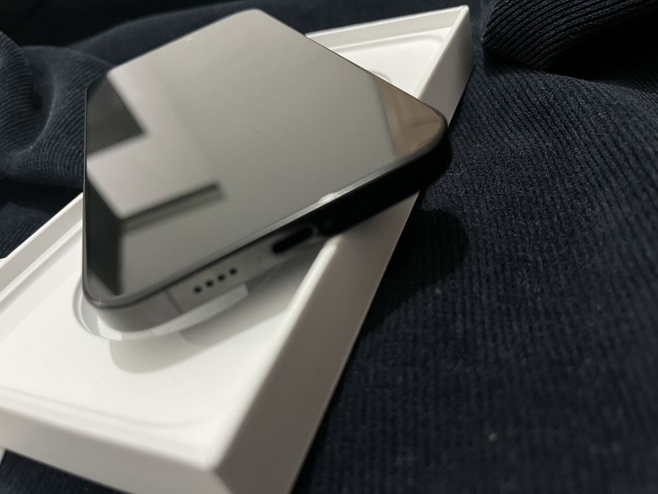 Новый iPhone 16 pro max с горантией год