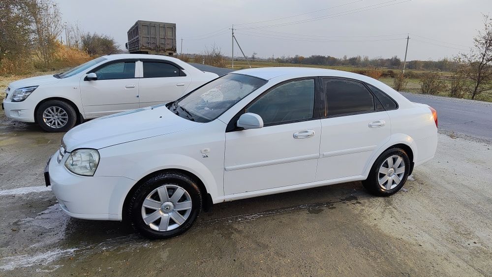 Lasetti 1. 8 srochni