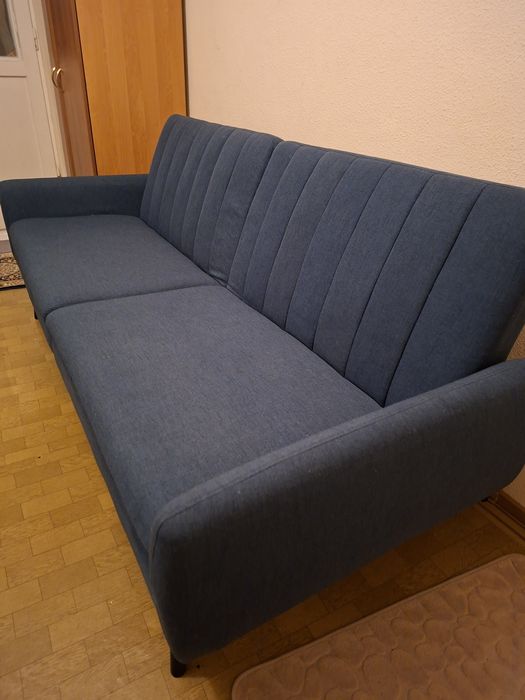 Vand canapea moderna
