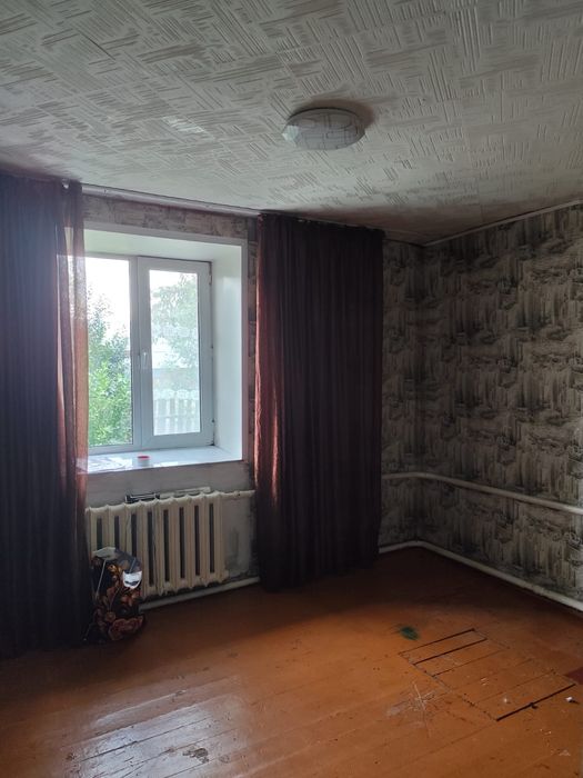 Продается пятикомнатные хороший дом в Черемшанки.