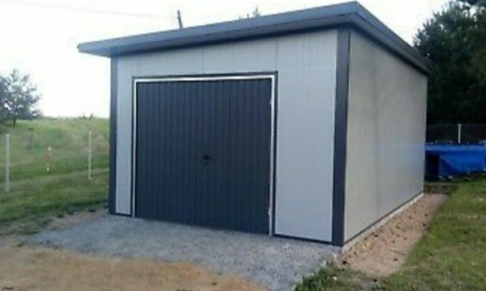 Garaje auto din structura metalica si panou sandwich termoizolant, dim
