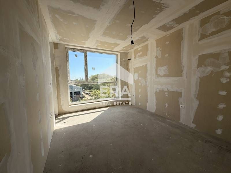 Продава се Двустаен апартамент в Варна, Аспарухово - 71 кв.м за 776 €/кв.м - Снимка #2