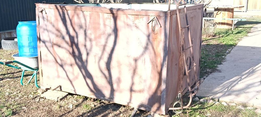 Емкость для воды