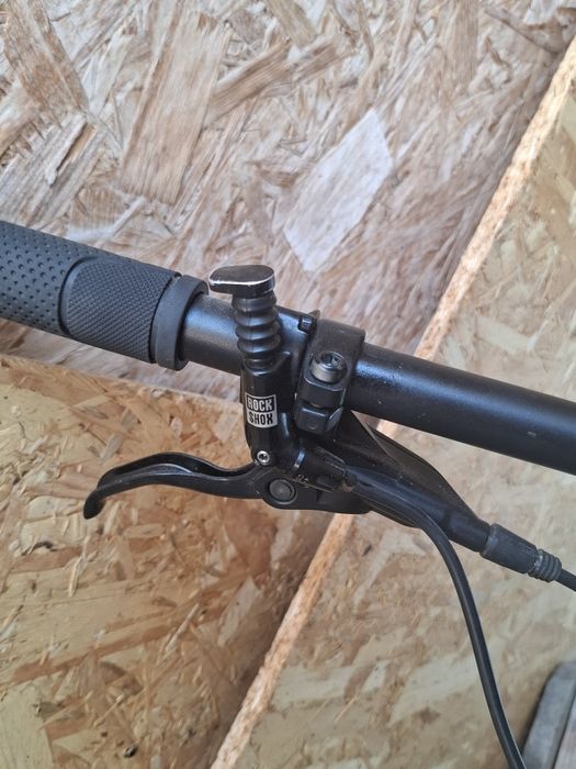 Vand  sau schimb bicicleta Vitus