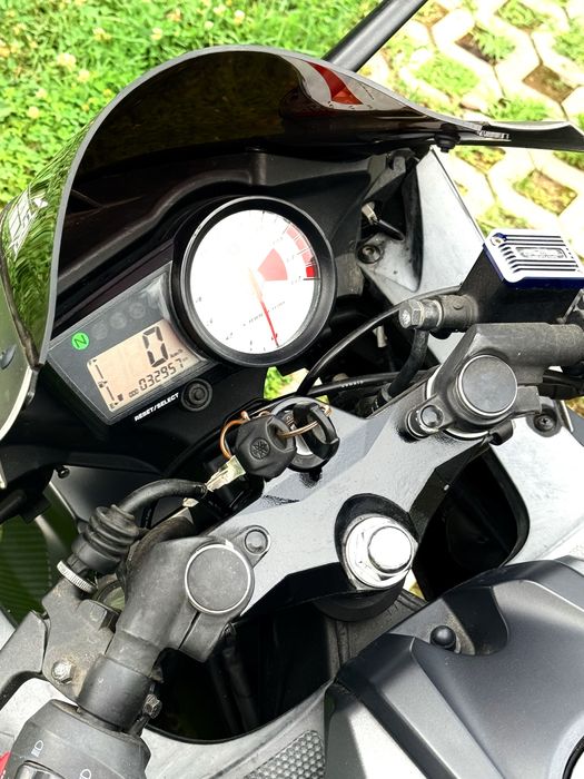 Yamaha YZF R125 2012 A1 16 ani