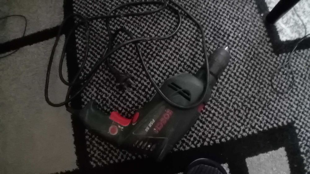 Bormaşină cu percuţie BOSCH