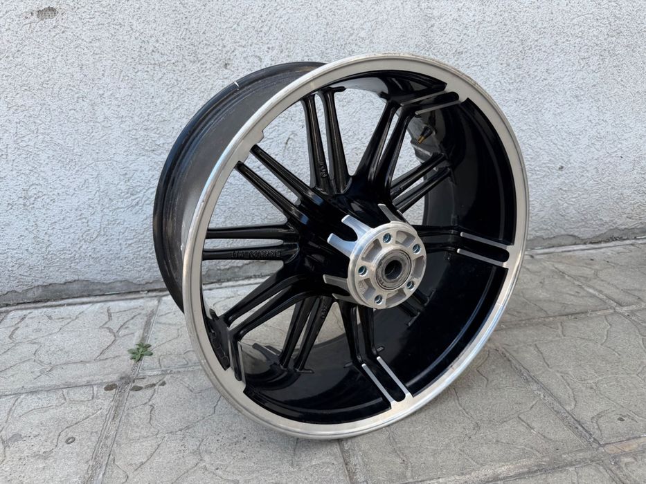 Широка задна джанта за Harley Davidson 18 x 8.00