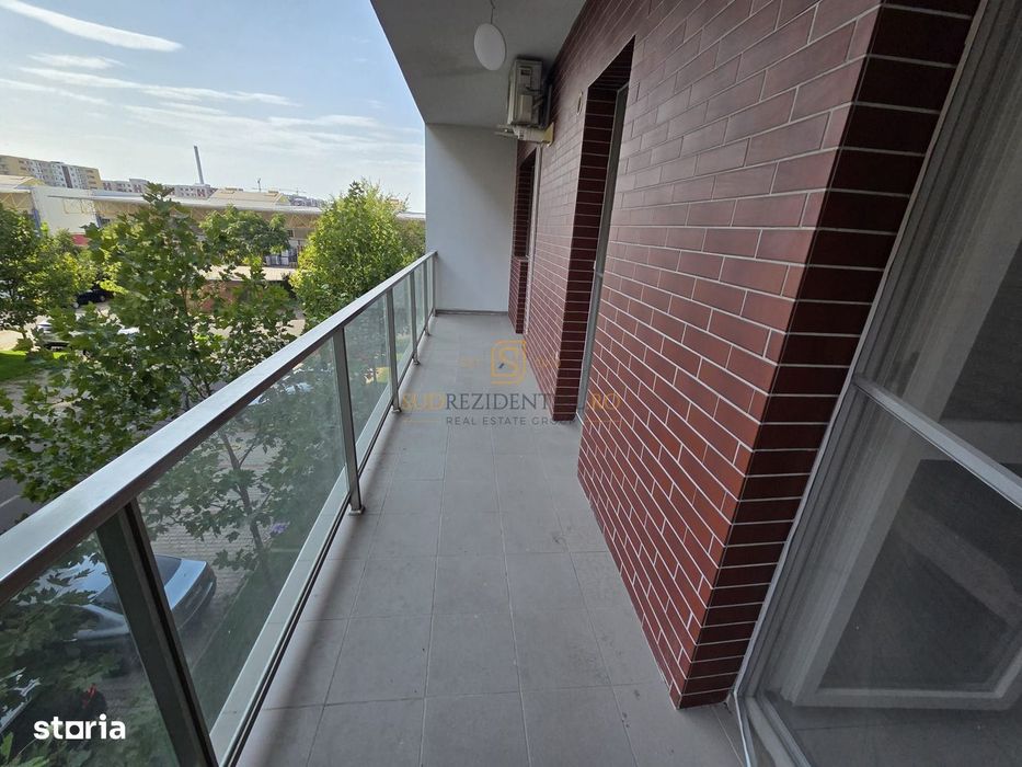 Apartament 2 camere de închiriat, The Grand Kristal Residence Sector 4