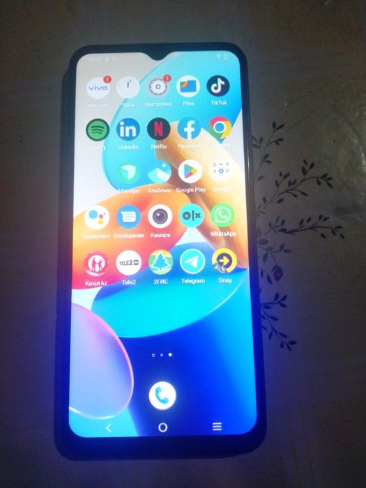Телефон Vivo 128гб