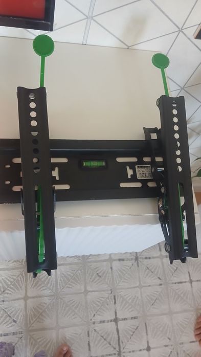 Кранштеин для телевизора