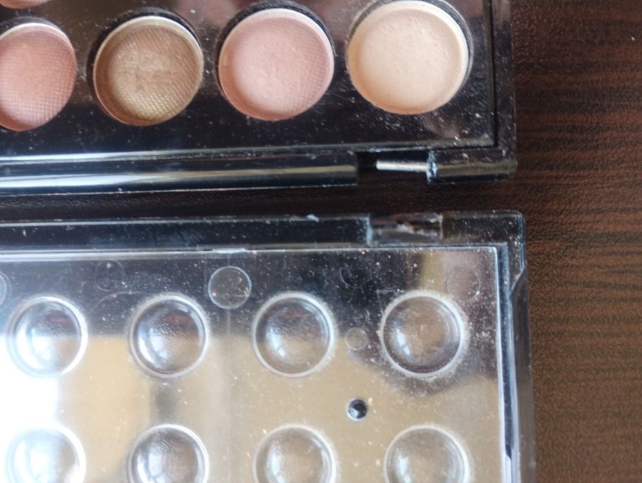 Различни гримове