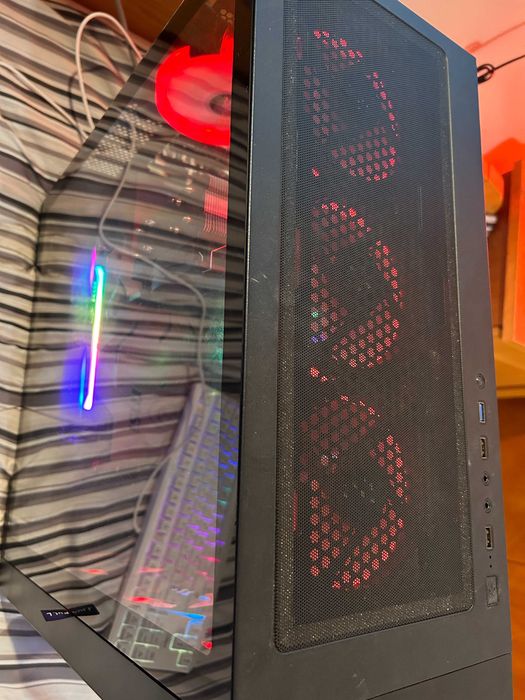 Геймърски Ryzen 7 5800X/RTX 2080 Super 8gb/16gb рам/Nvme+SSD 2tb/Top RGB