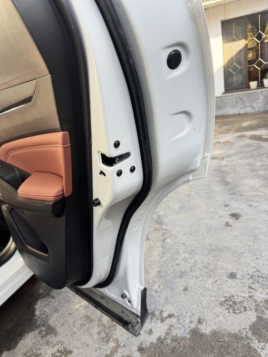Задние двери,на Changan x5 plus