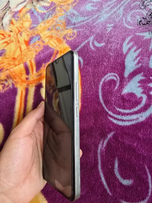 Продам vivo V25e