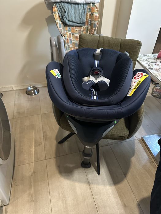 Cybex Sirona G i -size и клипс за колани Sensor save