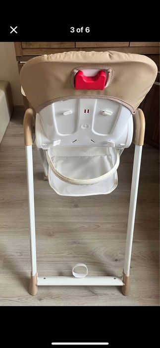 Lorelli столче за хранене. Подарък  лигавник и подложка за хранене