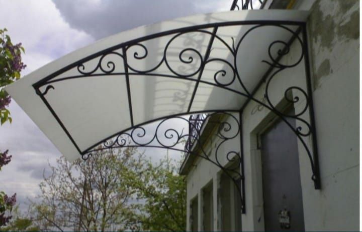 Сварщик, сантехник, электрик.