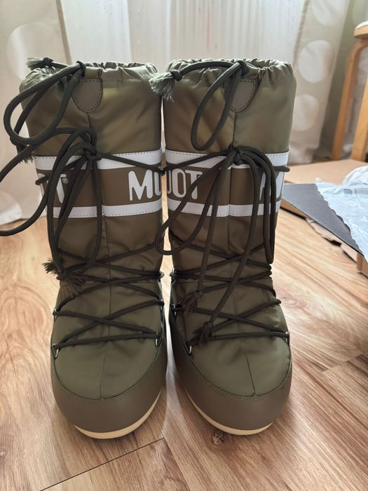 Cizme bocanci moon boots  35/38